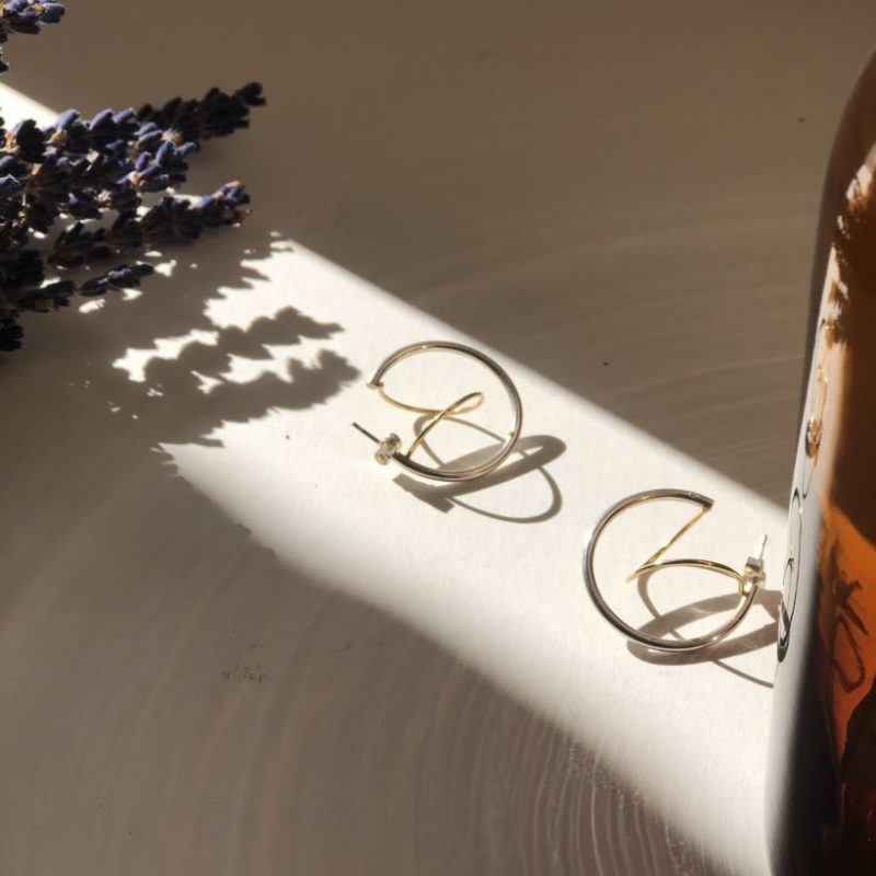 Créoles salto avec fil d'or Keraban Joaillerie boutique bijou Toulouse