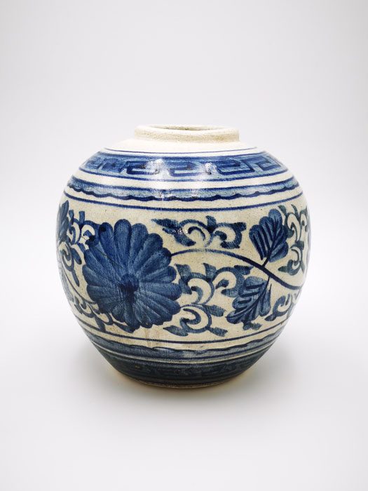 vase terre cuite bleu boutique decoration Toulouse terre lointaine