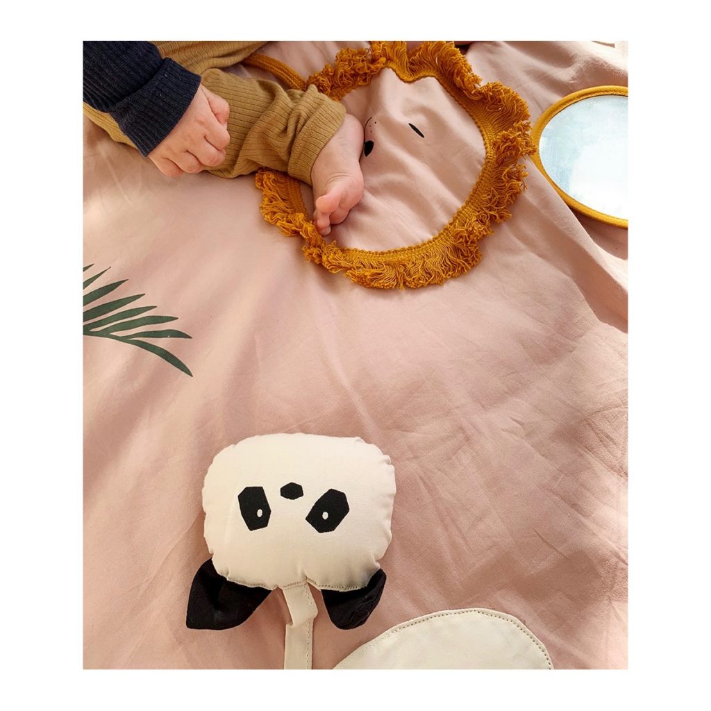 couverture d'activite liewwod Glenn Activity Blanket - Rose couverture d'activite liewwod Glenn Activity Blanket - Rose