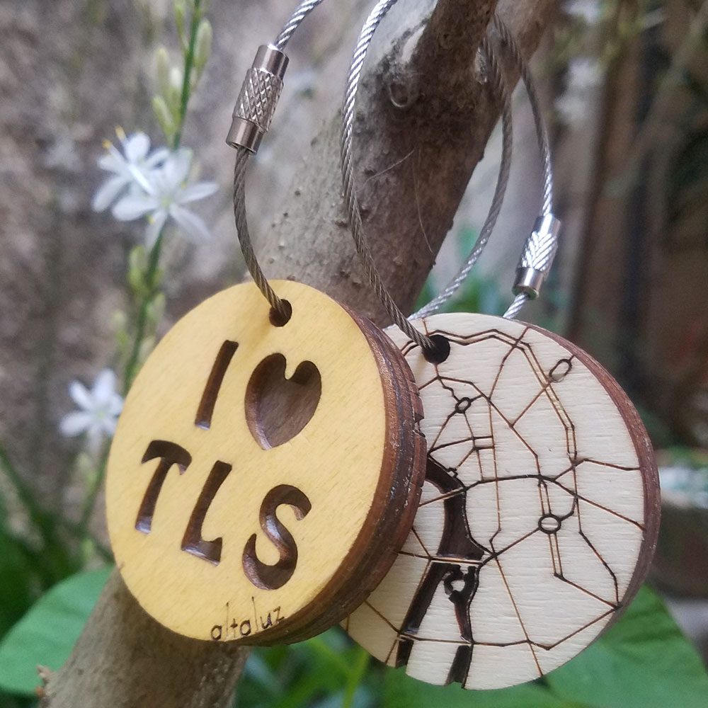 porte-clé bois Toulouse porte-clé bois Toulouse