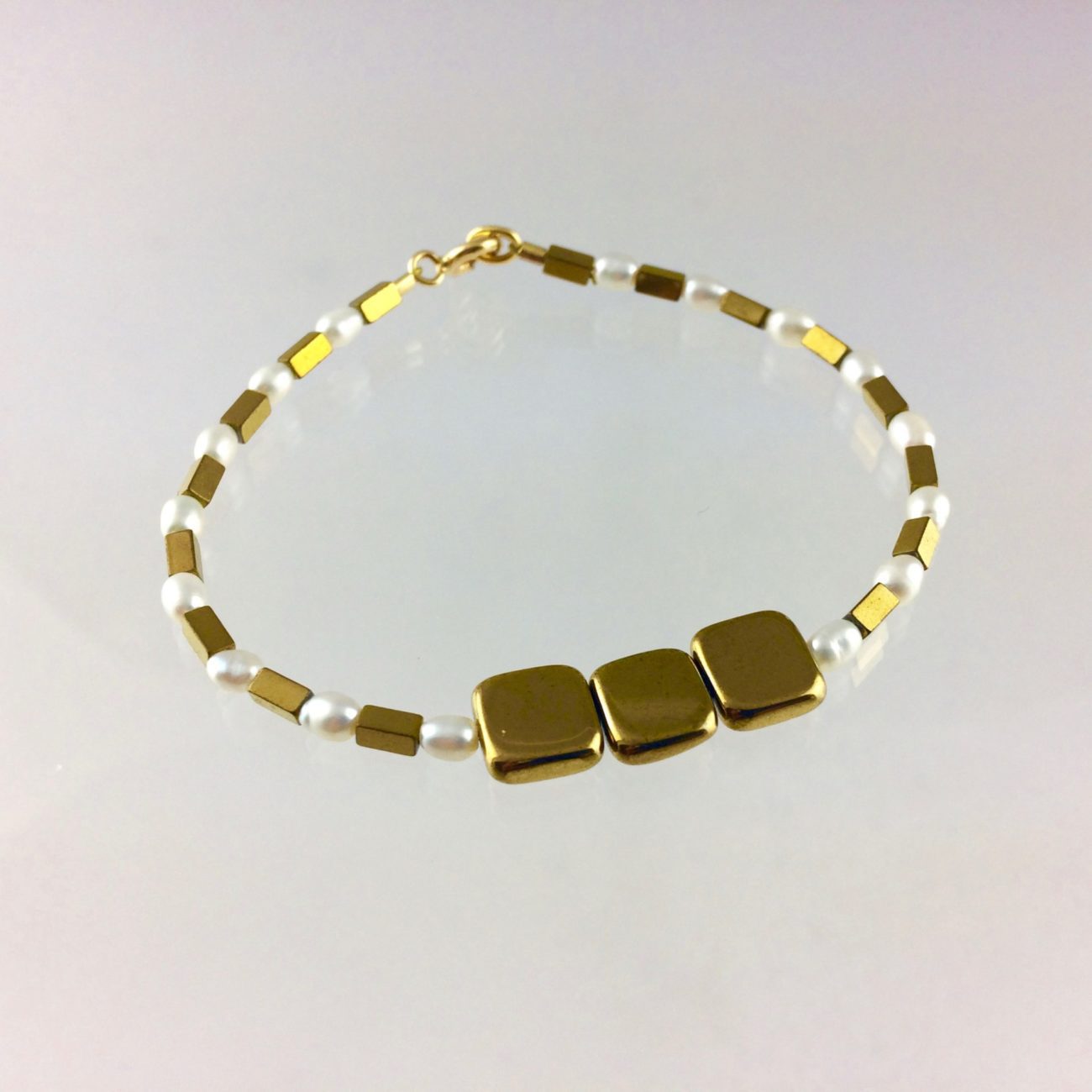 Bracelet Perle de Culture d'eau douce Hématite Bracelet Perle de Culture d'eau douce Hématite