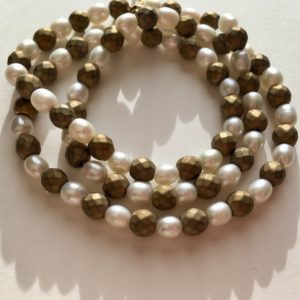 #Atelier114#bijouxcreateur#Braceletoucollier#Hématitebronze#perledeculturedeaudouce #Toulouse#France