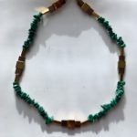 Collier en ships Malachite carré hématite